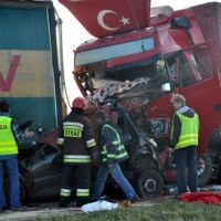 W wypadku ranna została 5-latka, jej mama i dziadkowie zginęli 