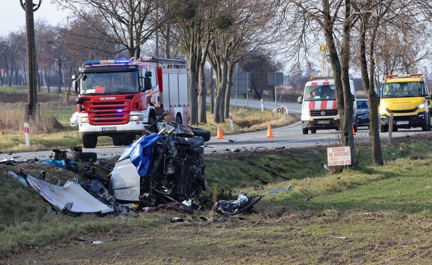 Tragiczny wypadek w Opolskiem. Są wstępne ustalenia ws. tożsamości ofiar