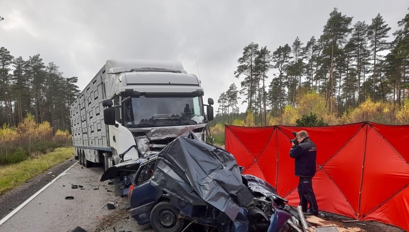 Tragiczny wypadek w Pomorskiem. Trzy osoby zginęły 