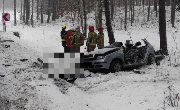 Tragiczny wypadek w Warmińsko-Mazurskiem. Dwie osoby zginęły