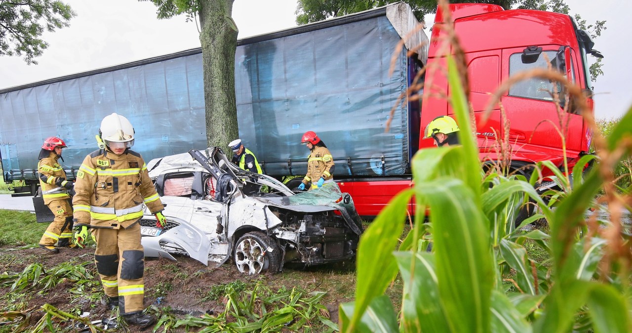 Tragiczny wypadek w Wielkopolsce. Zginęli narzeczeni