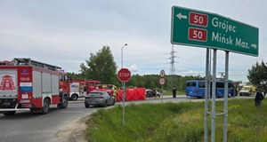 Tragiczny wypadek z udziałem autobusu z nastolatkami. Lądowały śmigłowce LPR