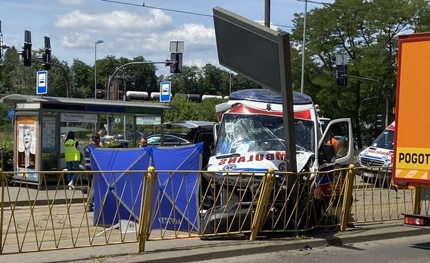 Tragiczny wypadek z udziałem karetki w Szczecinie. Są zarzuty