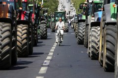 Traktory zablokowały ulice Paryża