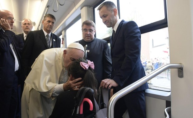 Tram Del Papa. Franciszek w drodze na krakowskie Błonia 