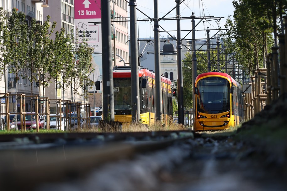 Tramwaje warszawskie /Leszek Szymański /PAP