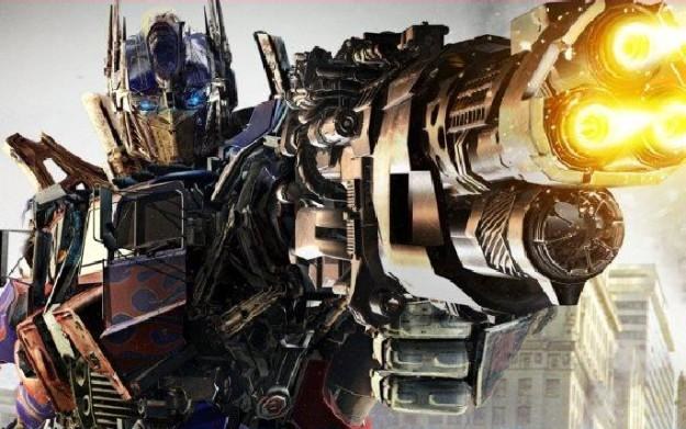 Transformers: Dark of the Moon - motyw graficzny /Informacja prasowa
