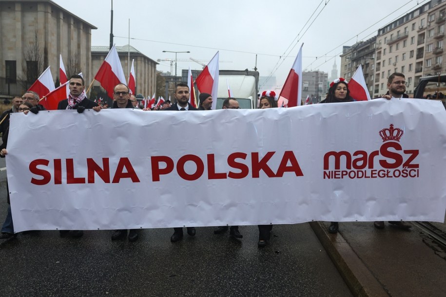 Transparent na Marszu Niepodległości / 	Albert Zawada /PAP
