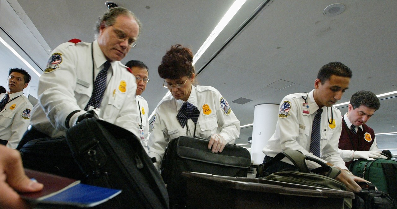 Transportation Security Administration (TSA) - amerykańska agencja odpowiedzialna za bezpieczeństwo transportu w USA /JUSTIN SULLIVAN / GETTY IMAGES NORTH AMERICA /AFP