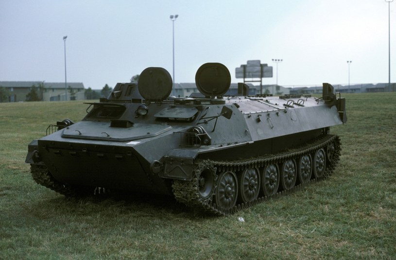 Transportery typu MT-LB został skonstruowany w ZSRR w latach 60. jako ciągnik artyleryjski przeznaczony do holowania armat przeciwpancernych T-12 kalibru 100 mm /US Army /INTERIA.PL/materiały prasowe