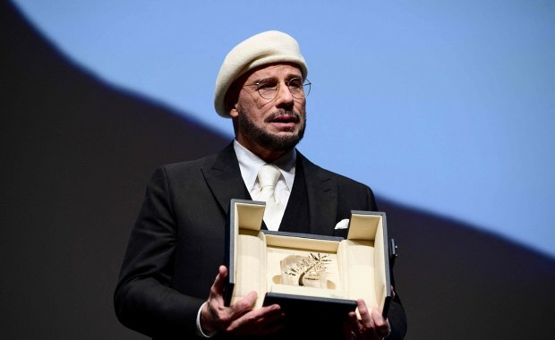 Travolta wzruszony i zaskoczony w Cannes. "To coś więcej niż Oscar"