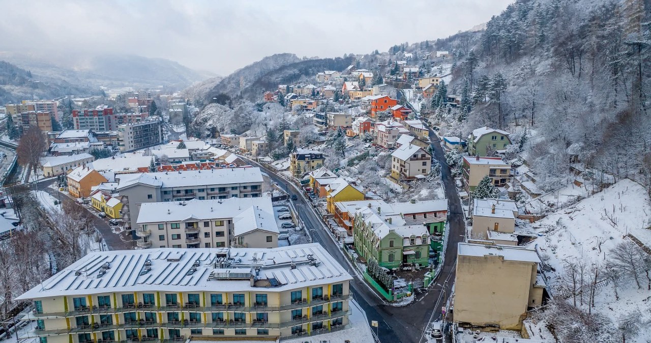 Тренчанські Теплиці - це зимова казка для тих, хто хоче спокійного релаксу та оздоровлення /Domena publiczna