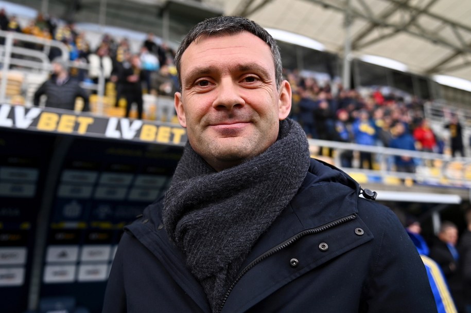 Trener Arki Gdynia Aleksandar Rogic /Marcin Gadomski /PAP