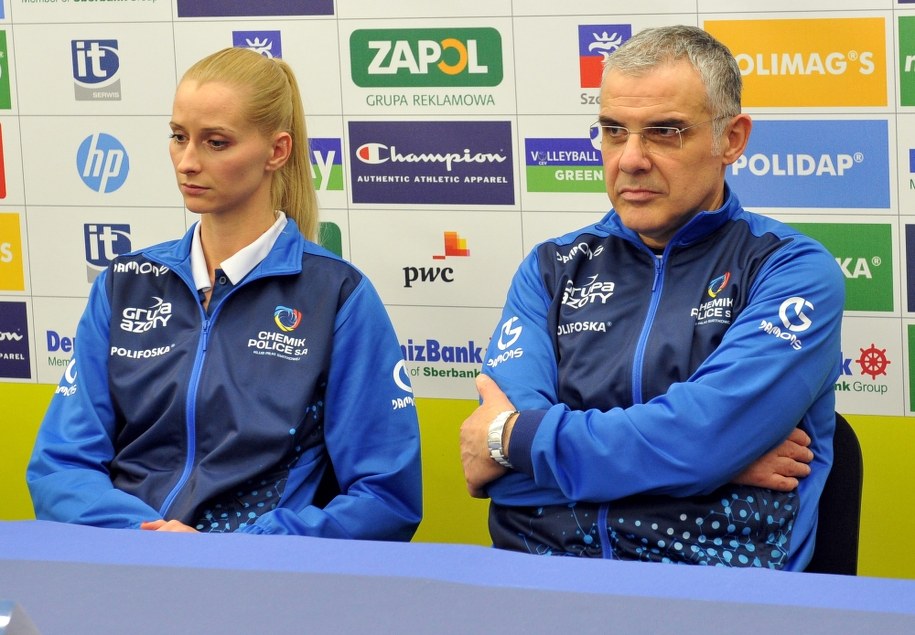 Trener Chemika Police Giuseppe Cuccarini i jego zawodniczka Anna Werblińska /Marcin Bielecki /PAP