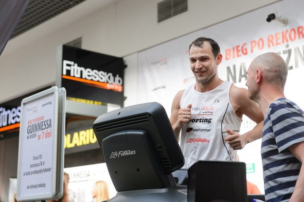 Trener fitness Krzysztof Tumko /Jakub Kaczmarczyk /PAP