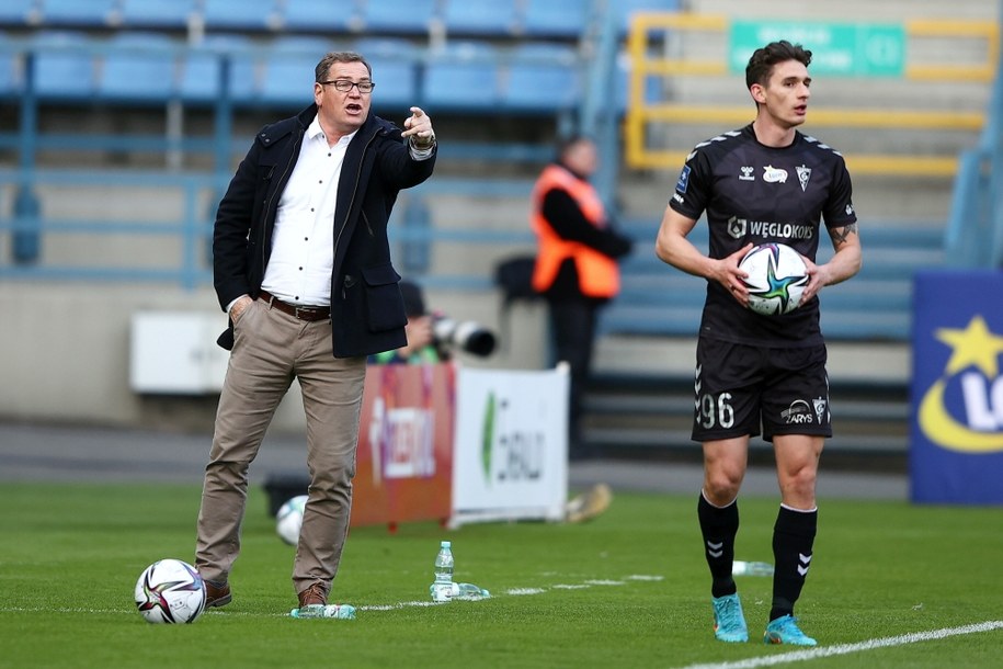 Trener Górnika Zabrze Jan Urban (L) i Robert Dadok (P) /	Łukasz Gągulski /PAP