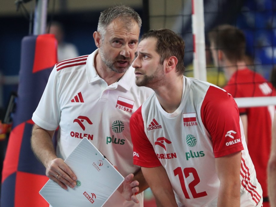 Trener Nikola Grbić i Grzegorz Łomacz /NICOLA MASTRONARDI /PAP/EPA