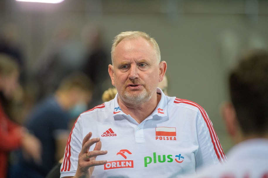 Trener polskich siatkarek Jacek Nawrocki /Grzegorz Michałowski /PAP