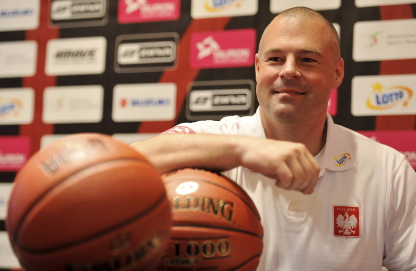 Trener reprezentacji Polski koszykarzy Mike Taylor podczas konferencji prasowej w Warszawie /Bartłomiej Zborowski /PAP