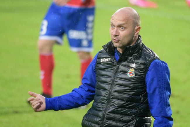 Trener Wisły Kraków Artur Skowronek /	Grzegorz Michałowski   /PAP