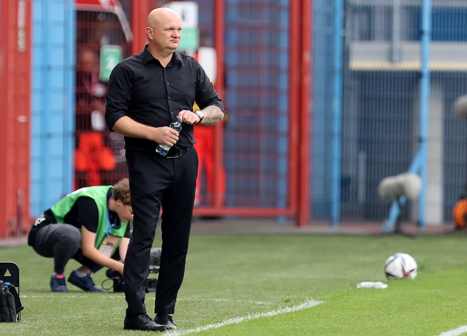 Trener Wisły Płock Maciej Bartoszek /Andrzej  Grygiel /PAP