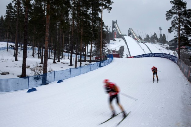Trening biegaczy narciarskich w Falun /PETER KLAUNZER /PAP/EPA