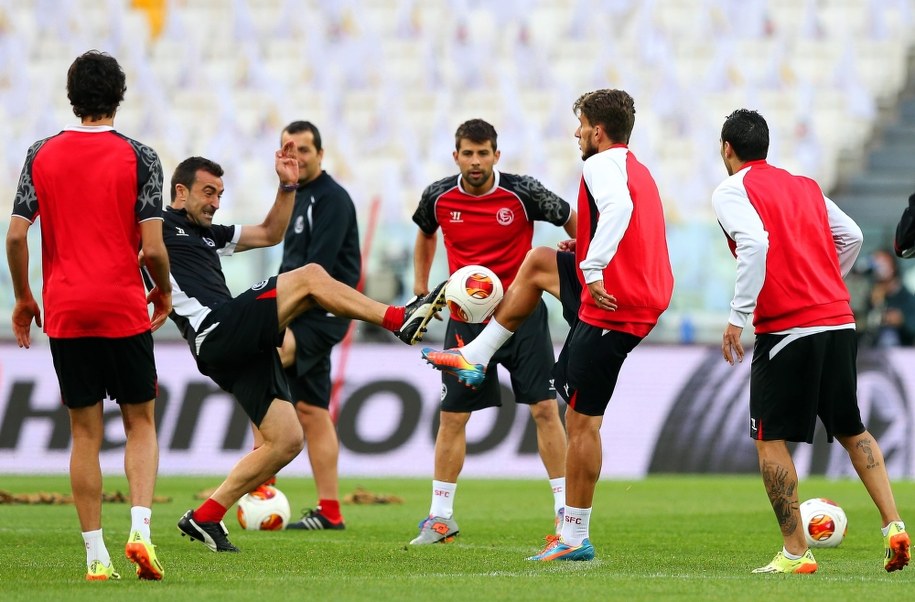 Trening piłkarzy Sevilli /SRDJAN SUKI /PAP/EPA