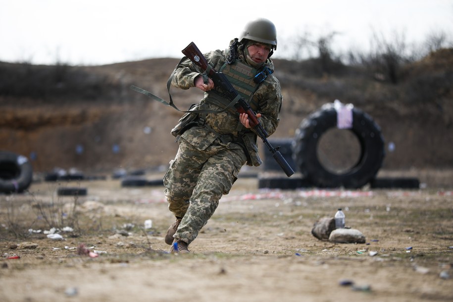 Trening strzelecki żołnierzy batalionu Tsunami w obwodzie odeskim, / 	Leszek Szymański    /PAP