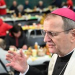 "Treści bardzo problematyczne". Arcybiskup apeluje ws. edukacji zdrowotnej