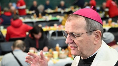 "Treści bardzo problematyczne". Arcybiskup apeluje ws. edukacji zdrowotnej