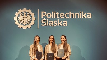 Trojaczki w jednym dniu obroniły tytuł inżyniera! Niecodzienna sytuacja na Politechnice Śląskiej