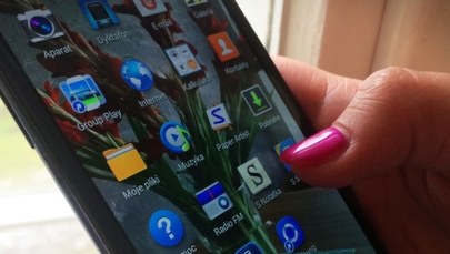 Trojan bankowy atakuje smartfony. Kradnie pieniądze, a nawet żąda okupu