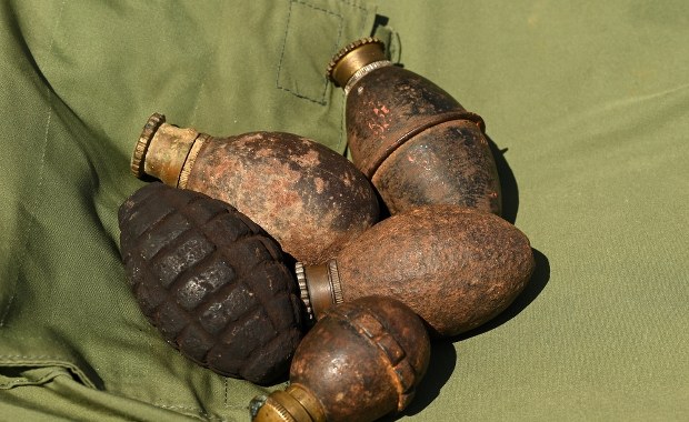 Troje dzieci ginie w eksplozji granatu. Dramat w trakcie zabawy