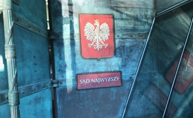 Troje sędziów SN uchyliło decyzję innego sędziego SN. Powód - "nienależyta obsada" sądu