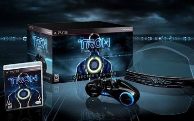 Tron: Evolution - zestaw kolekcjonerski /CDA