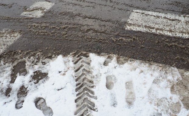 Trudne warunki drogowe w Pomorskiem 