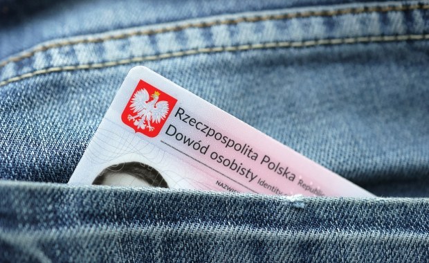 Trudniej będzie dostać polskie obywatelstwo? Prezydent proponuje zmiany