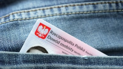 Trudniej będzie dostać polskie obywatelstwo? Prezydent proponuje zmiany