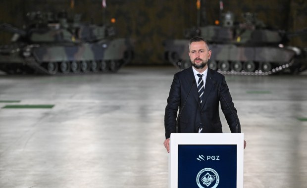 "Trudno być zaskakiwanym przez tych, którym się najwięcej ufa"