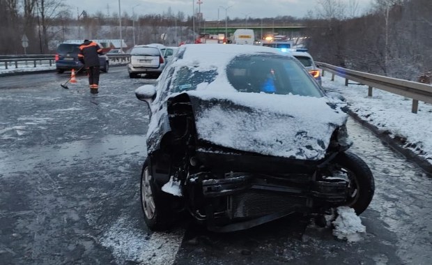 Trudny poranek na drogach w Śląskiem. Ponad 40 kolizji