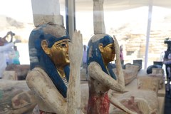 Trumny z mumiami. Niezwykłe odkrycie w Egipcie 