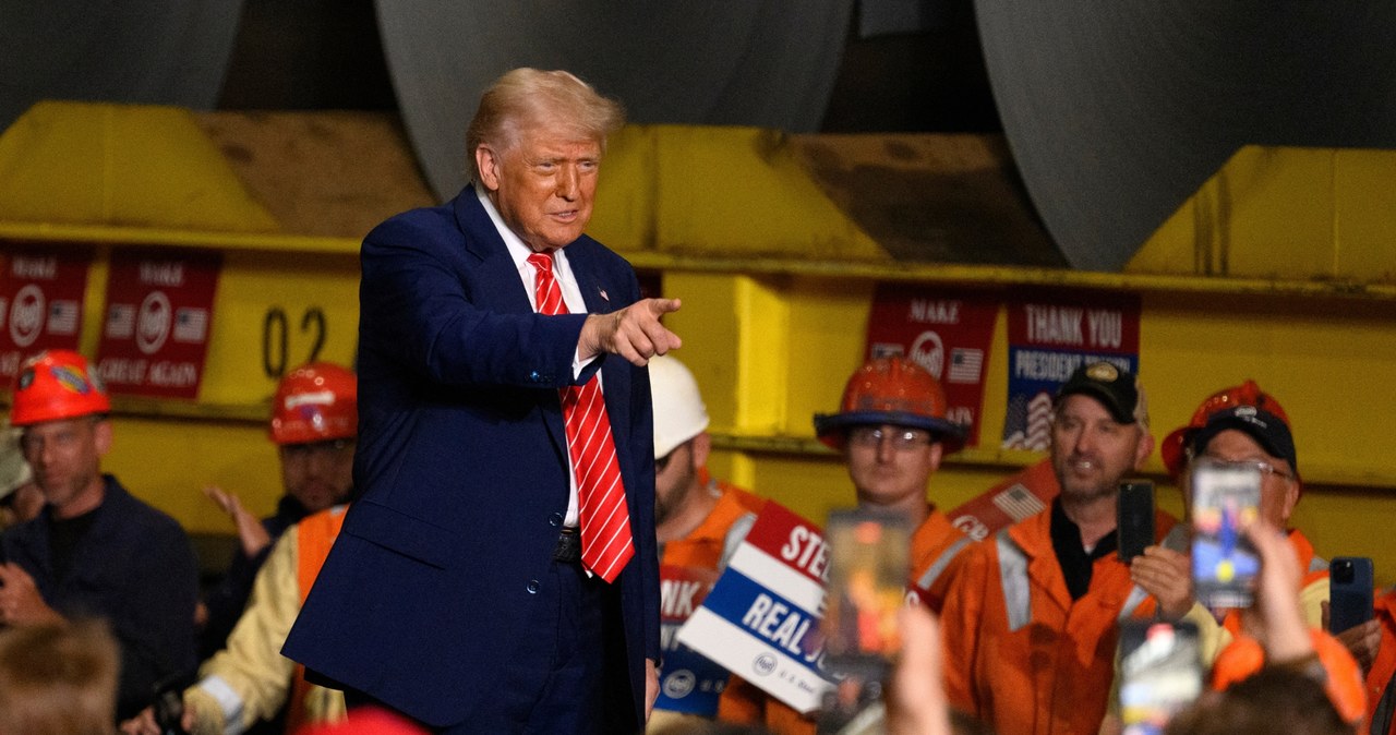 Trump chce rewolucyjnej zmiany. Nawołuje do zniesienia limitu zadłużenia /JEFF SWENSEN / GETTY IMAGES NORTH AMERICA / Getty Images via AFP /AFP