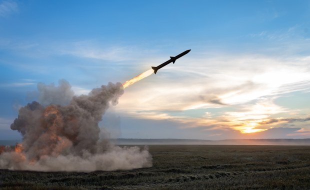 Trump chwali się sukcesem. "Powstrzymaliśmy konflikt nuklearny"