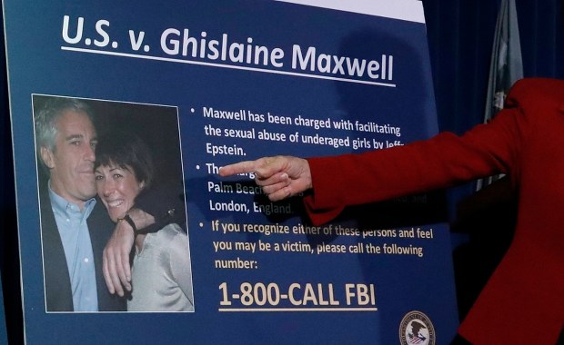 Trump, Clinton, książę Andrzej. Ujawniono co śledczym powiedziała o nich partnerka Epsteina