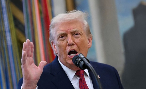 Trump grozi Iranowi. "Podejmiemy mocne działania"