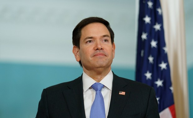 Trump kontra NATO? Rubio mówi o "histerii"