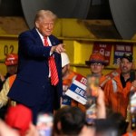 Trump kupi obligacje warte 200 mld dol. Tak szuka poparcia przed wyborami