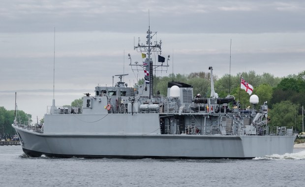 ​Trump montuje koalicję do oczyszczenia Ormuz. Wymienił Wielką Brytanię