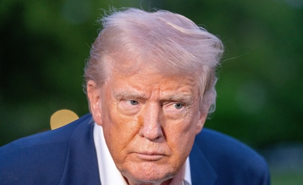 "Trump musi jeszcze popracować". Tak Iran może zareagować na atak USA