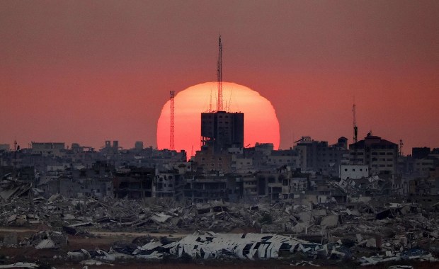 Trump naciska, Hamas stawia warunki, Izrael nie ustępuje. Co dalej ze Strefą Gazy?